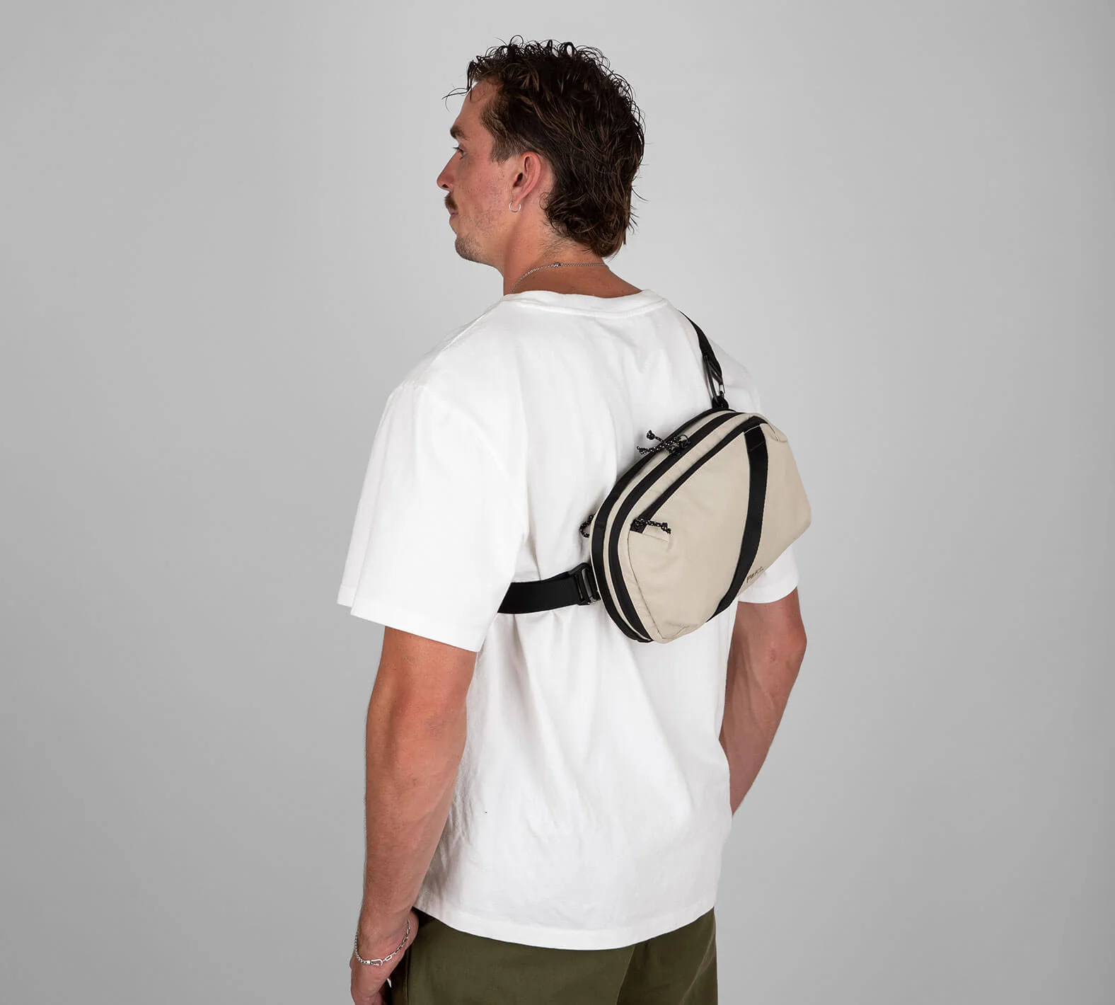 Everyday 5L Sling - Image 8