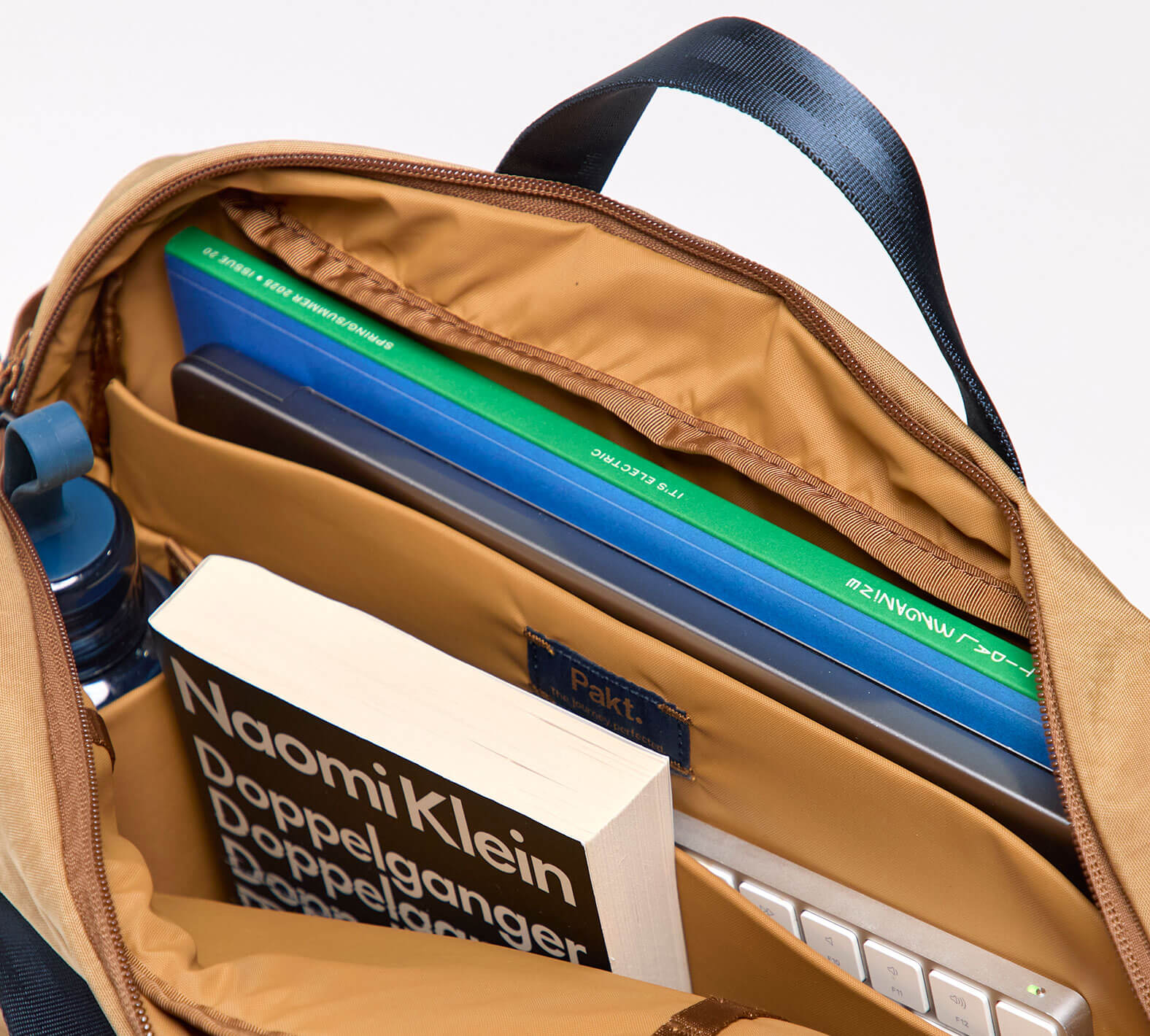 MODE Shoulder Bag 12L - Image 12